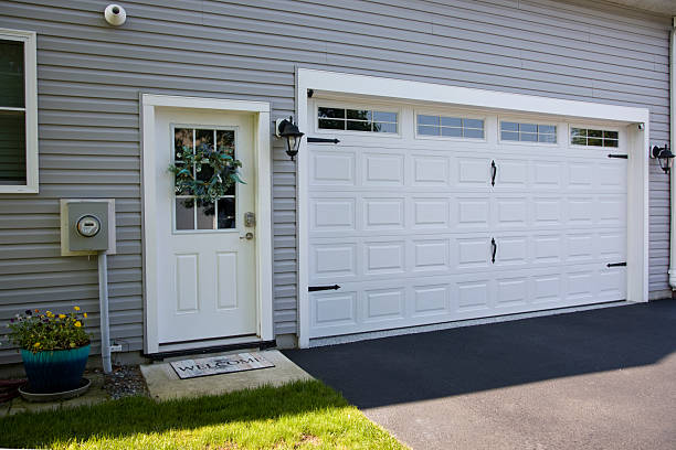 24/7 Emergency Garage Door Panel Replacement experts in Belcourt, ND